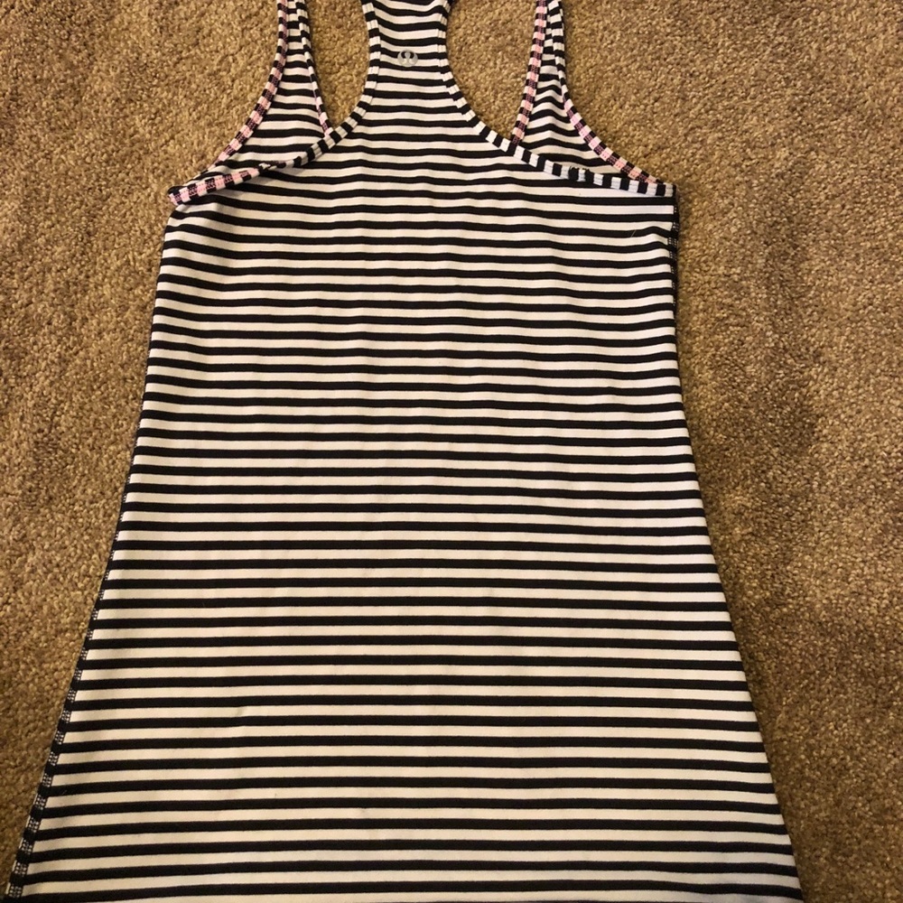 Lululemon Razorback tank - Picture 2 of 3